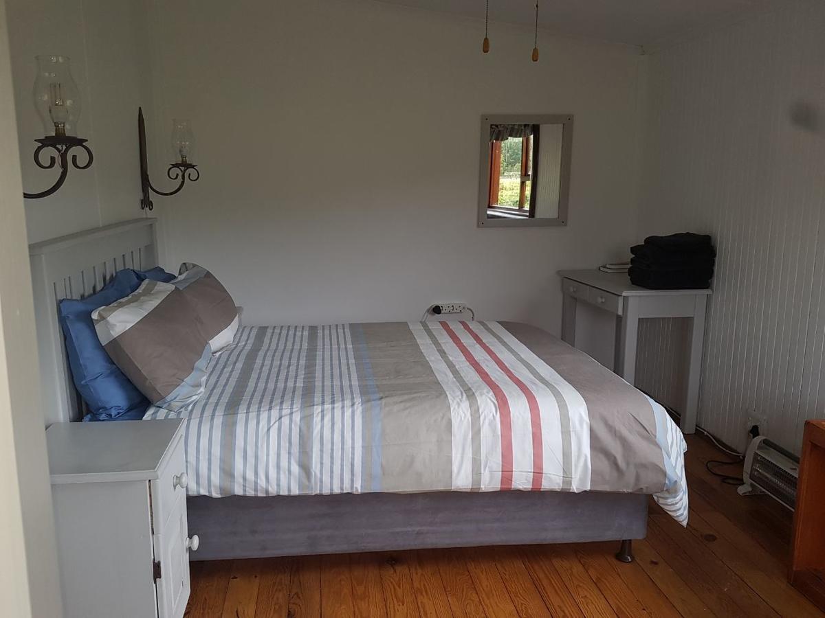 Mountain Breeze Log Cabins สตอร์มริเวอร์ ภายนอก รูปภาพ