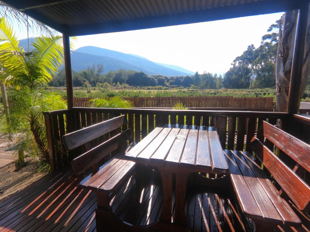 Mountain Breeze Log Cabins สตอร์มริเวอร์ ภายนอก รูปภาพ